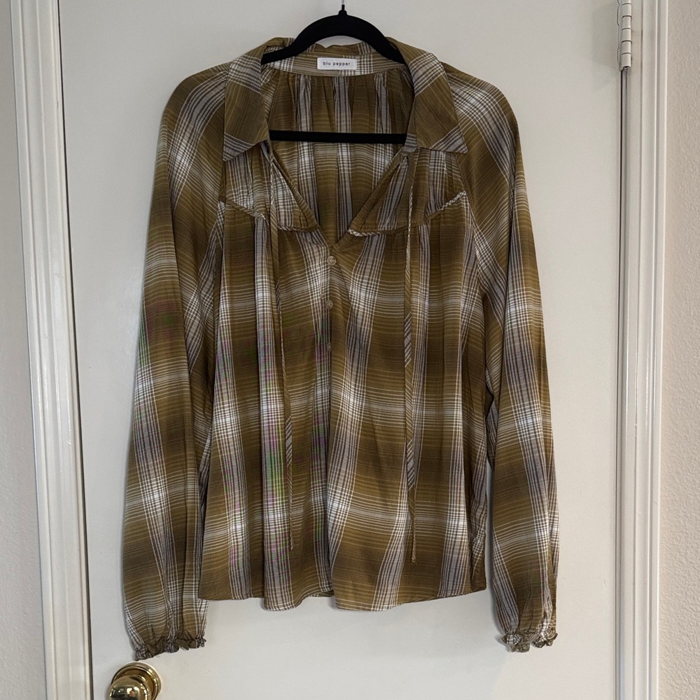 Blu Pepper Women’s Plaid Top